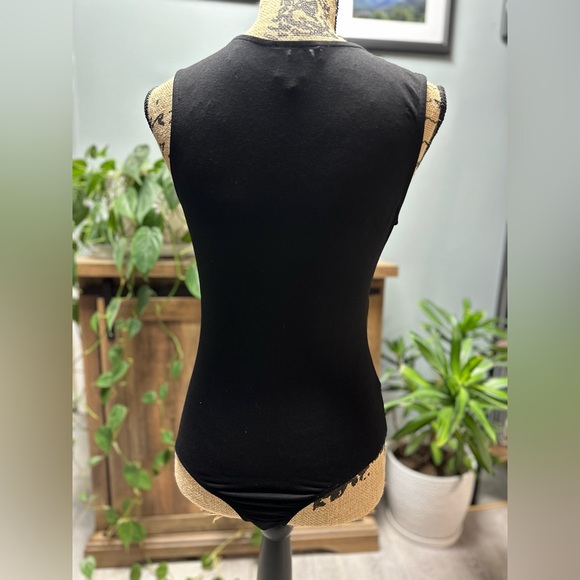 Lulus Sultry Moves Mesh Plunge Sleeveless bodysuit. Size M. - Picture 6 of 7